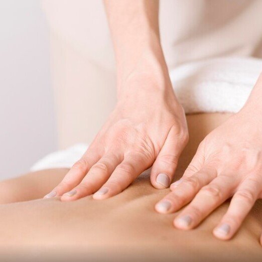 Postnatal Massage (90 Menit)